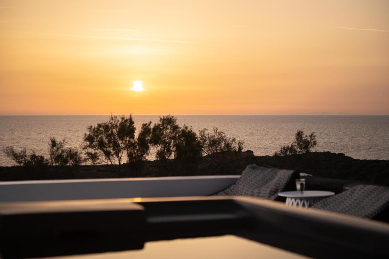 swell suites santorini
